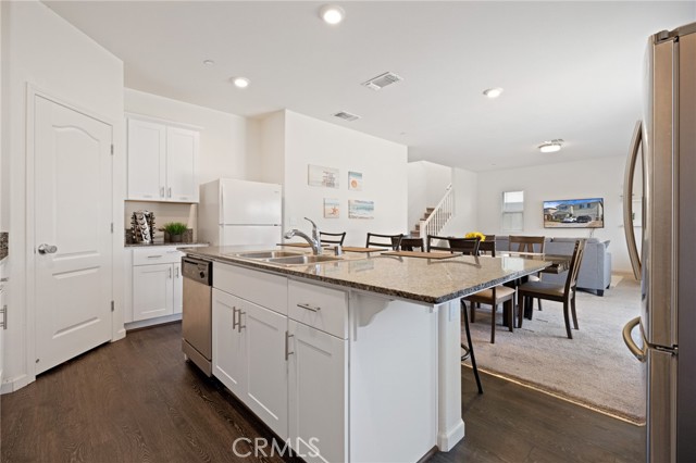 Detail Gallery Image 16 of 42 For 657 Phelps Dr, Merced,  CA 95348 - 6 Beds | 4/1 Baths