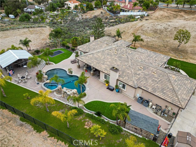 Detail Gallery Image 5 of 73 For 16905 Silver Star Ct, Riverside,  CA 92506 - 4 Beds | 4 Baths