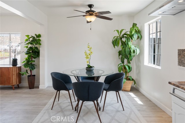 1124 W 123rd Street, Los Angeles CA: https://media.crmls.org/medias/03fcbfb2-2988-4ced-8f9e-afe1352c265c.jpg