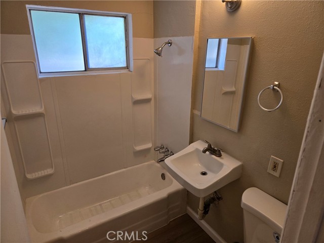 6025 Florence Street, Riverside CA: https://media.crmls.org/medias/03fced10-5864-407d-a3a3-8be8e8f10588.jpg