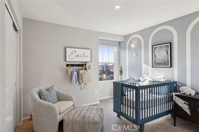 MODEL HOME