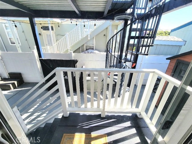 Detail Gallery Image 20 of 36 For 21752 Pacific Coast Hwy. 20a,  Huntington Beach,  CA 92646 - 2 Beds | 2 Baths