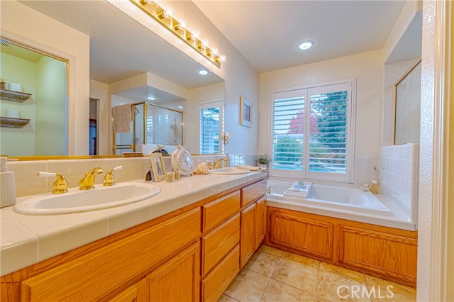 Detail Gallery Image 30 of 63 For 726 Nighthawk, Merced,  CA 95340 - 4 Beds | 3 Baths