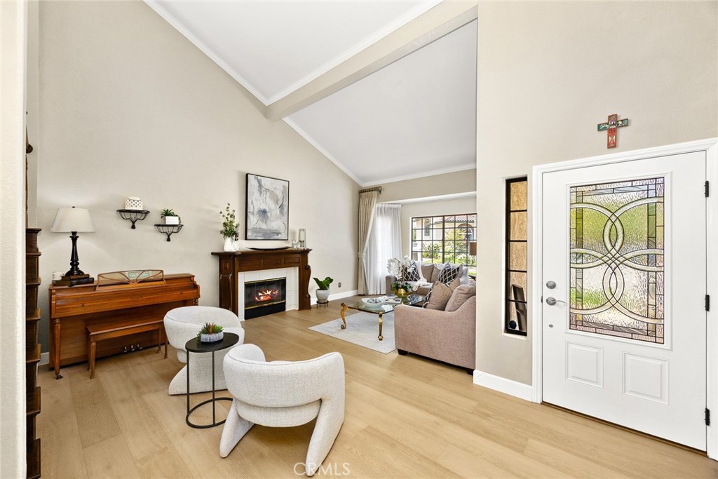 MLS #CV25155879 img 2