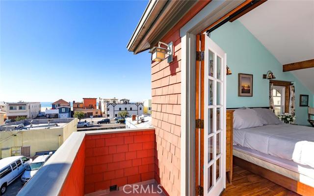 122 1st Street, Hermosa Beach, California 90254, ,Residential Income,Sold,1st,SB16017991