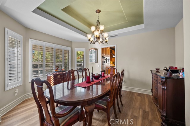 15355 Michael Crest Drive, Canyon Country CA: https://media.crmls.org/medias/03ff2e9a-46da-4b65-bc77-e98cb709e172.jpg