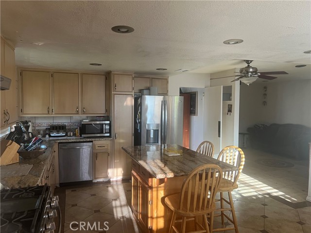 Detail Gallery Image 7 of 29 For 23680 Rhea Dr, Moreno Valley,  CA 92557 - 4 Beds | 3 Baths