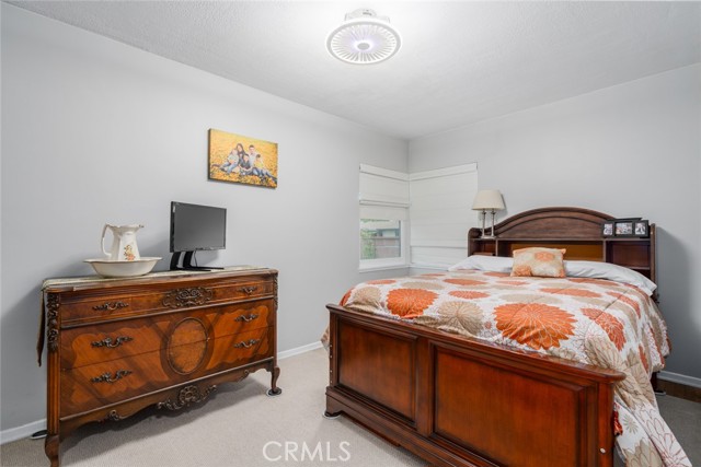 1501 W Baker Avenue, Fullerton CA: https://media.crmls.org/medias/040053c5-053d-4414-88fb-c25a95c0f1a6.jpg