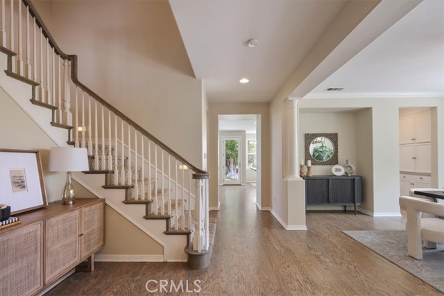 Detail Gallery Image 5 of 37 For 27086 Maple Tree Ct, Valencia,  CA 91381 - 4 Beds | 3 Baths