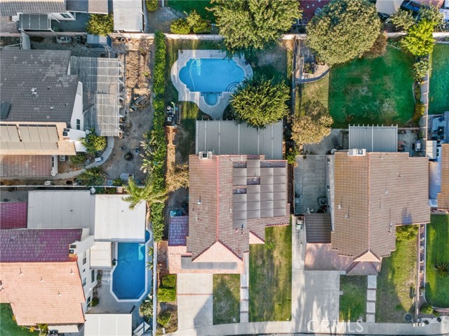 13035 Arlington Lane, Chino CA: https://media.crmls.org/medias/04007218-0344-4906-b234-6d4f7d417847.jpg
