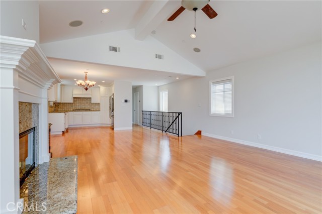 Detail Gallery Image 16 of 36 For 1726 Carlson Ln, Redondo Beach,  CA 90278 - 3 Beds | 2/1 Baths