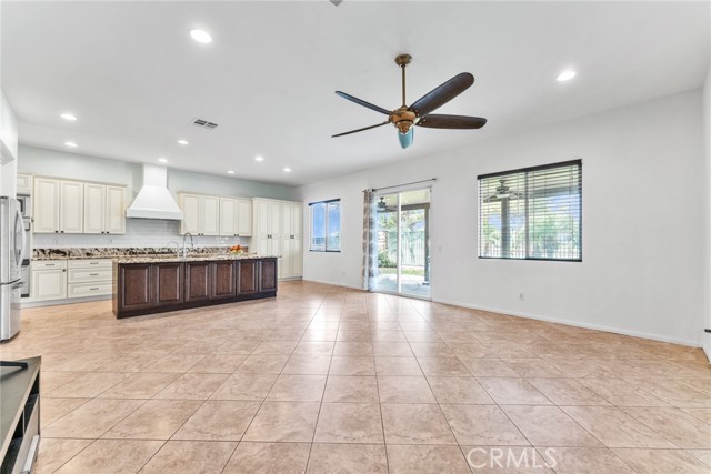 Detail Gallery Image 15 of 51 For 34326 Forest Oaks, Yucaipa,  CA 92399 - 5 Beds | 3/1 Baths