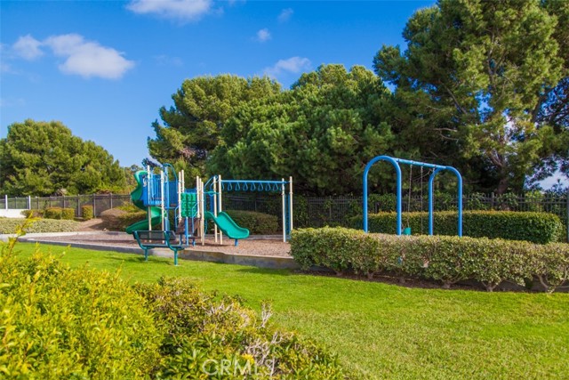 4521 Orrington Road, Corona del Mar CA: https://media.crmls.org/medias/0401bc9b-a2cf-44d2-9939-3f32731e5953.jpg