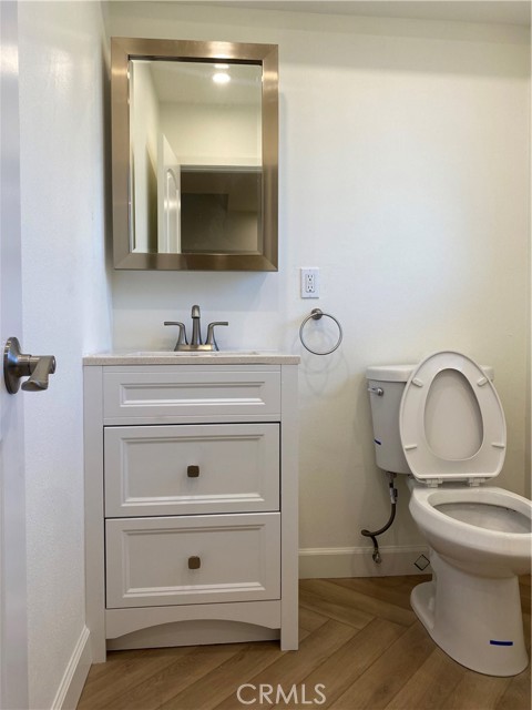 Detail Gallery Image 10 of 27 For 12314 Breezewood Dr #B,  Whittier,  CA 90604 - 2 Beds | 1/1 Baths