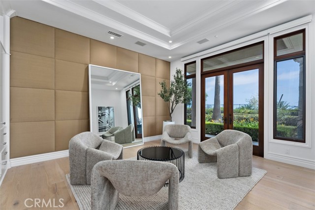 2 Gallery Place, Newport Coast CA: https://media.crmls.org/medias/04038a9d-2a97-435f-a373-117b47efbaef.jpg