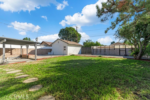 Detail Gallery Image 25 of 28 For 9148 Hayvenhurst Ave, North Hills,  CA 91343 - 3 Beds | 2 Baths