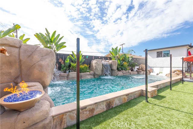 Detail Gallery Image 23 of 41 For 817 Sacramento, Spring Valley,  CA 91977 - 6 Beds | 3/1 Baths