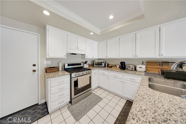 22915 Colombard Lane, Diamond Bar CA: https://media.crmls.org/medias/0404fb90-0965-4921-ae98-efd0593759ac.jpg