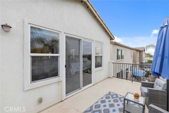 45976 Camino Rubi, Temecula CA: https://media.crmls.org/medias/04050513-a1da-43c5-9cfb-35ff4e54cb41.jpg
