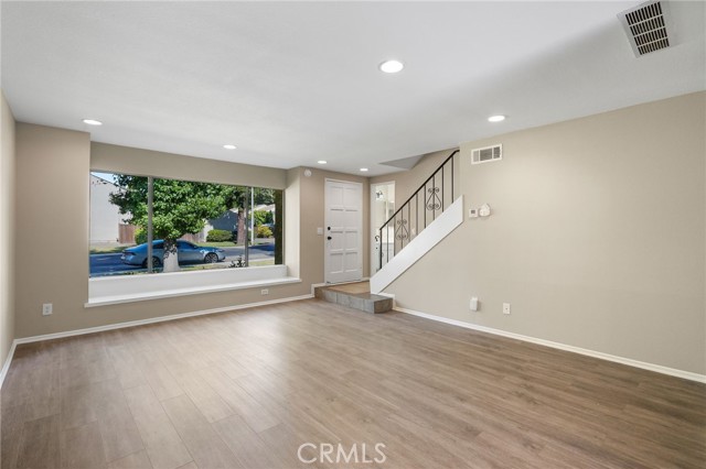 6590 Marquette Street, Moorpark CA: https://media.crmls.org/medias/040506b7-ced5-4dbe-999e-083db8372984.jpg