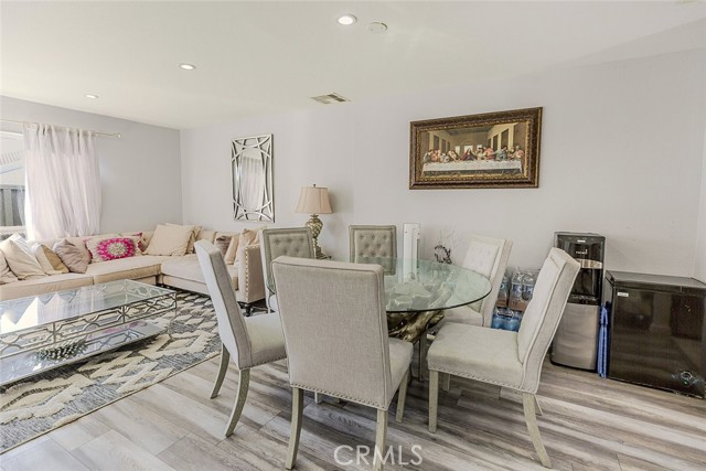 Detail Gallery Image 33 of 37 For 11311 Tampa Ave #22,  Porter Ranch,  CA 91326 - 3 Beds | 1/2 Baths