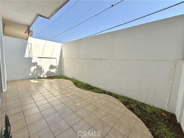 5216 Lindley Avenue, Encino CA: https://media.crmls.org/medias/04064ad4-de1b-4a98-bb54-534f20ceedce.jpg