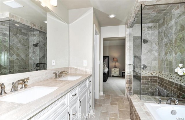 Detail Gallery Image 9 of 12 For 3940 San Antonio Rd, Yorba Linda,  CA 92886 - 5 Beds | 3 Baths