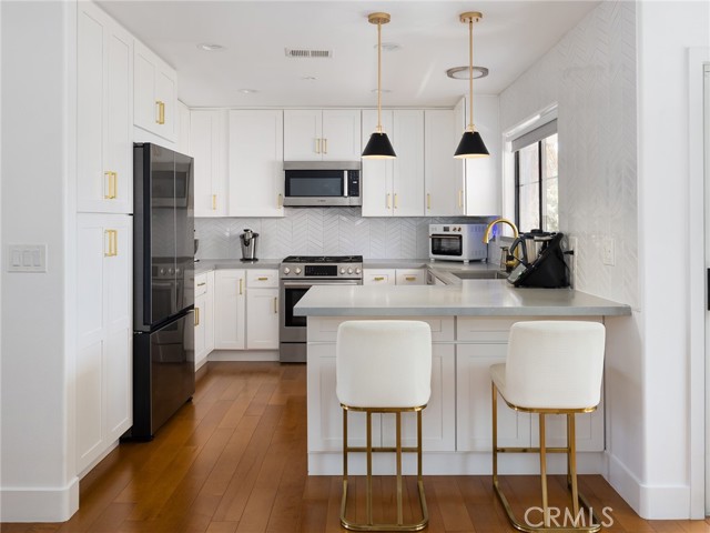 22477 Kent, Torrance CA: https://media.crmls.org/medias/040834ea-ff63-4fbc-a834-aaa125b6ef88.jpg