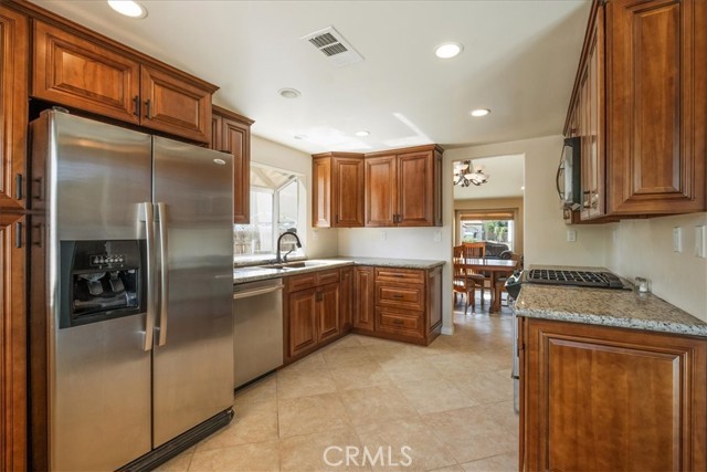 Detail Gallery Image 10 of 29 For 36330 Saint Raphael Dr, Murrieta,  CA 92562 - 3 Beds | 2 Baths