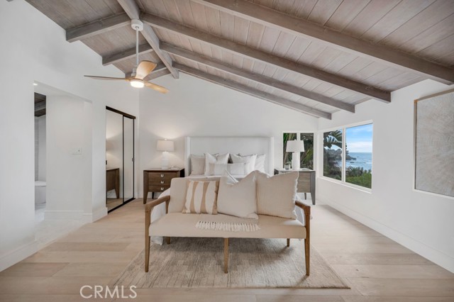 10 Camel Point, Laguna Beach CA: https://media.crmls.org/medias/04094398-d45f-49a2-aeae-c5291153b993.jpg