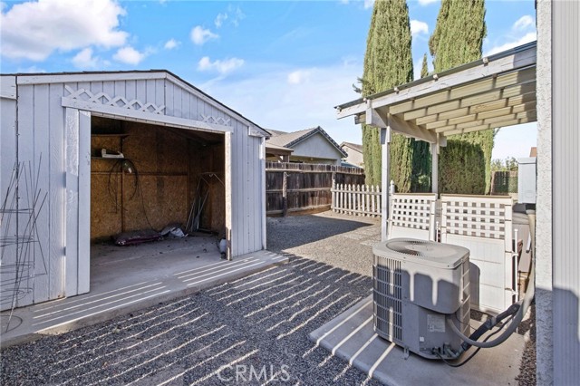 Detail Gallery Image 32 of 38 For 1576 Castle Way, Lemoore,  CA 93245 - 3 Beds | 2 Baths
