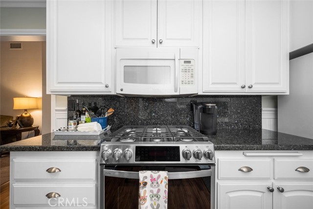 Detail Gallery Image 23 of 51 For 2813 Albury Ave, Long Beach,  CA 90815 - 3 Beds | 2 Baths