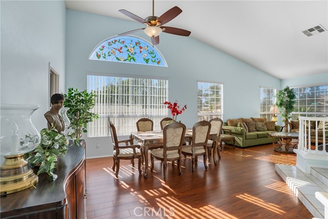 29087 Slumpstone Street, Nuevo CA: https://media.crmls.org/medias/04098edb-6e63-4aca-adca-f9098fcc69ad.jpg