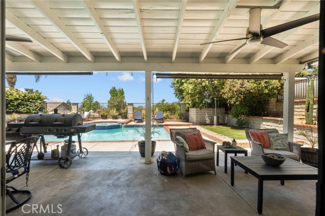 Detail Gallery Image 35 of 45 For 22565 Pecan Pl, Saugus,  CA 91390 - 4 Beds | 2/1 Baths
