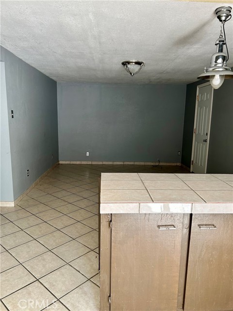 Detail Gallery Image 4 of 8 For 308 N Wateka St, San Jacinto,  CA 92583 - 2 Beds | 1 Baths