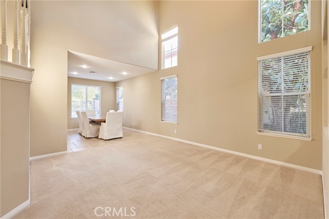 Detail Gallery Image 4 of 42 For 4440 Coffeetree, Moorpark,  CA 93021 - 4 Beds | 3 Baths