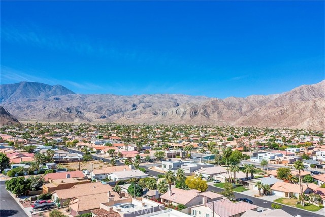 Detail Gallery Image 27 of 30 For 53330 Avenida Mendoza, La Quinta,  CA 92253 - 3 Beds | 3 Baths