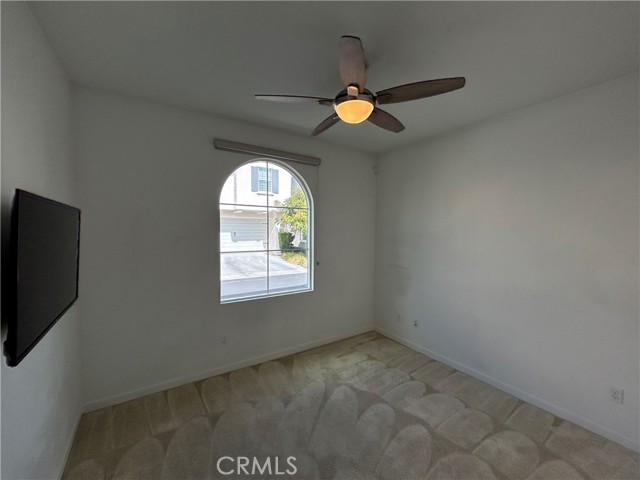 Detail Gallery Image 10 of 25 For 945 Vivid Ln, Costa Mesa,  CA 92626 - 4 Beds | 3 Baths