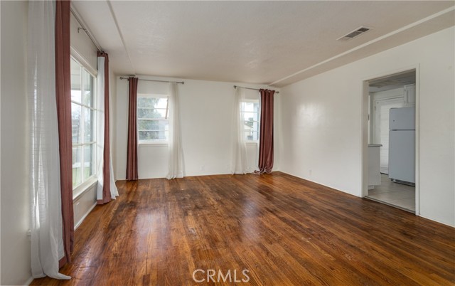 Detail Gallery Image 7 of 24 For 10609 Mountain View Ave, Redlands,  CA 92373 - – Beds | – Baths