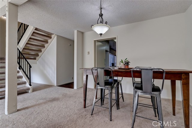 17 Seaview Drive, Rolling Hills Estates, California 90274, 3 Bedrooms Bedrooms, ,3 BathroomsBathrooms,Residential,Sold,Seaview,PV22055833