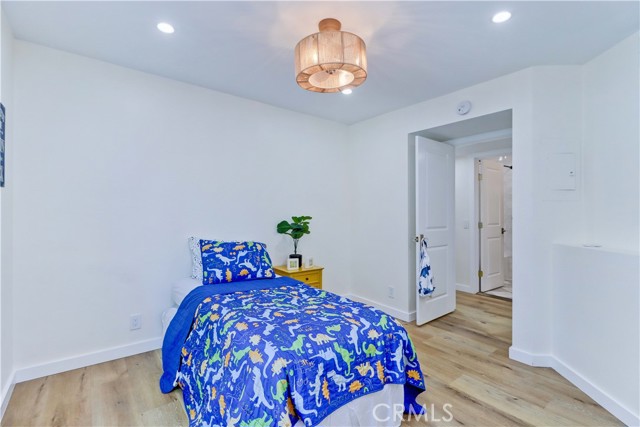 40 Lobelia, Rancho Santa Margarita CA: https://media.crmls.org/medias/040c3b9a-c4c4-4ef1-b779-cc3c5891bd28.jpg