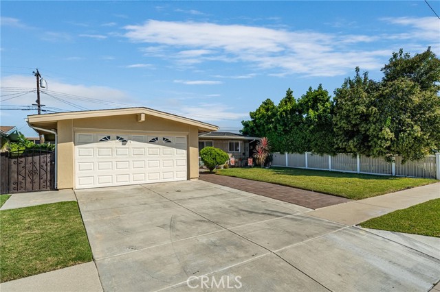 Image 3 for 11027 Abbotsford Rd, Whittier, CA 90606