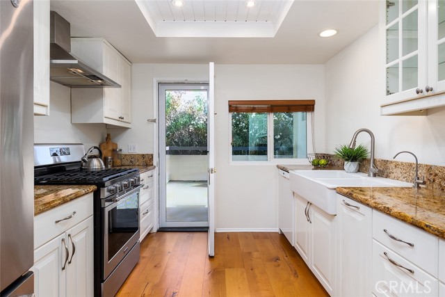 1018 Magnolia Street, South Pasadena CA: https://media.crmls.org/medias/040c772a-0ae4-44bb-b116-f940b2f3dd80.jpg