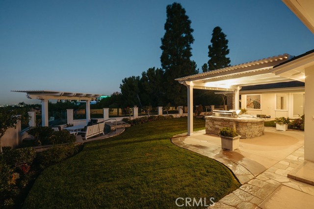 9771 Daron Drive, Villa Park CA: https://media.crmls.org/medias/040dedb1-18f0-42df-b422-3893809ec95e.jpg