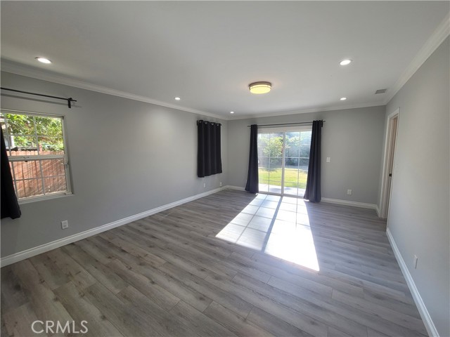 Detail Gallery Image 14 of 40 For 5939 Vanalden Ave, Tarzana,  CA 91356 - 3 Beds | 2 Baths