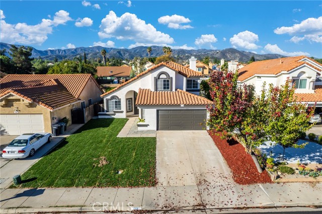 Detail Gallery Image 2 of 41 For 179 S Massachusetts, Lake Elsinore,  CA 92530 - 4 Beds | 3 Baths