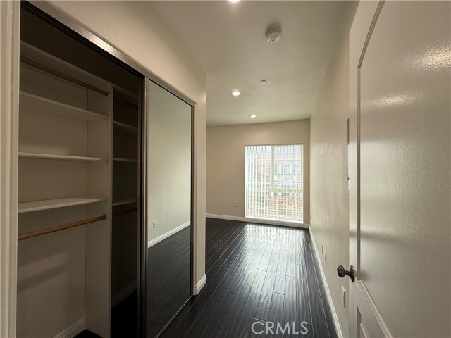 Detail Gallery Image 17 of 30 For 332 S Virgil #201,  Los Angeles,  CA 90020 - 3 Beds | 2 Baths