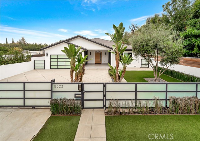 5622 Katherine, Sherman Oaks CA: https://media.crmls.org/medias/040fa83d-9cf7-4537-87fa-ce06597090ba.jpg