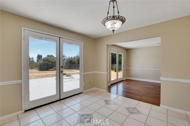 Detail Gallery Image 15 of 39 For 35823 Avenue Avenue, Yucaipa,  CA 92399 - 5 Beds | 3 Baths