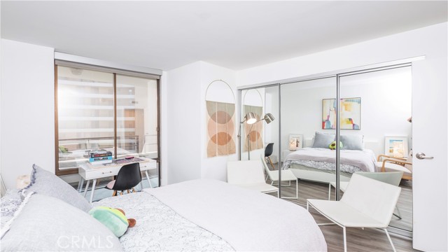 Detail Gallery Image 11 of 15 For 4265 Marina City Drive #811,  Marina Del Rey,  CA 90292 - 2 Beds | 2 Baths